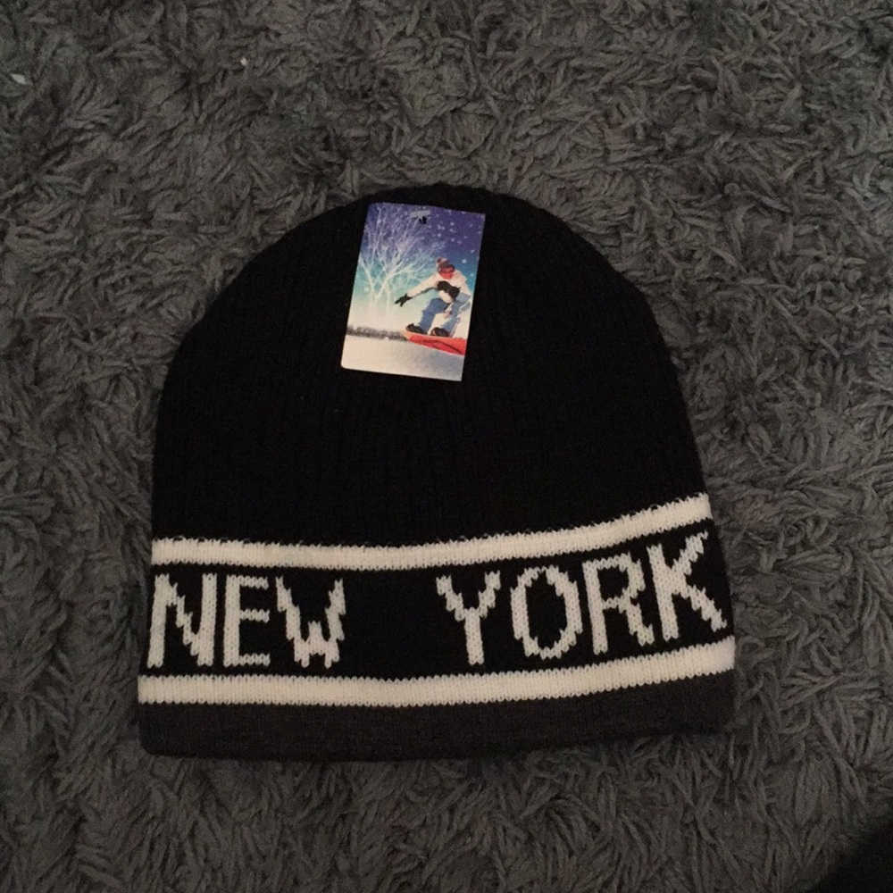 New York beanie🎾